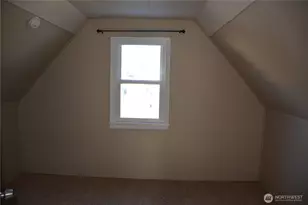 704 W 5th St, Cle Elum, WA 98922 - Photo 12