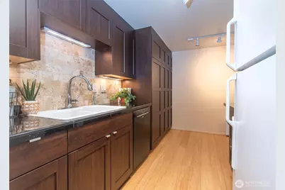 6501 24th Avenue NW #A, Seattle, WA 98117 - Photo 8