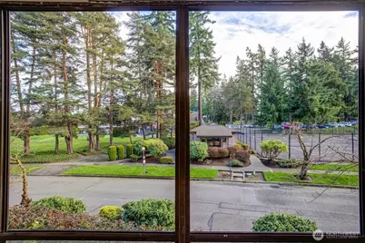 11019 B Glen Acres Drive S, Seattle, WA 98168 - Photo 16