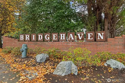 13321 15th Avenue NE #D5, Seattle, WA 98125 - Photo 2