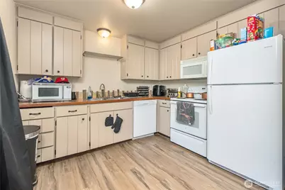 11101 124th Street SE, Puyallup, WA 98374 - Photo 32