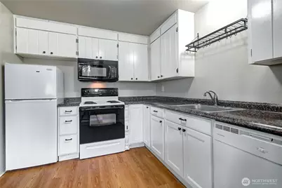 11101 124th Street SE, Puyallup, WA 98374 - Photo 14