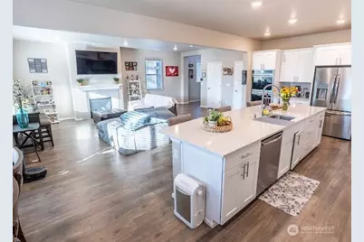 17622 Crossing Drive E, Puyallup, WA 98374 - Photo 24