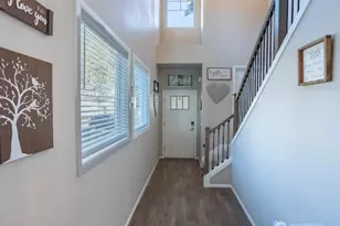 17622 Crossing Dr E, Puyallup, WA 98374 - Photo 28