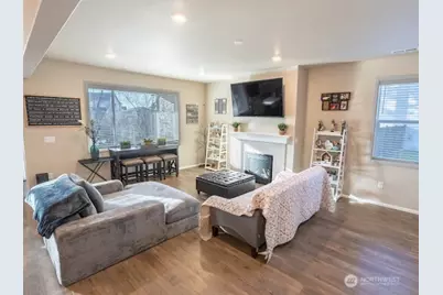 17622 Crossing Drive E, Puyallup, WA 98374 - Photo 26