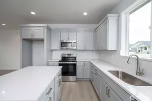 915 Ivy Street NE, Ephrata, WA 98823 - Photo 10