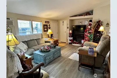 77 Blue Heron Drive, Longview, WA 98632 - Photo 4