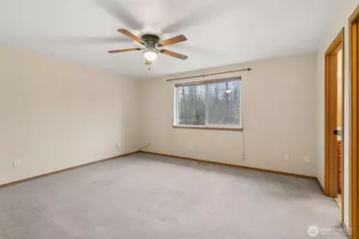 9208 321st Street Ct E, Eatonville, WA 98328 - Photo 16