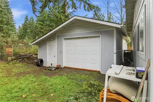 20309 113th St E, Bonney Lake, WA 98391 - Photo 24
