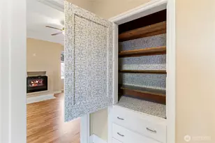 1241 NW Couch St, Camas, WA 98607 - Photo 12