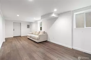 1241 NW Couch St, Camas, WA 98607 - Photo 26