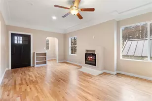 1241 NW Couch St, Camas, WA 98607 - Photo 6