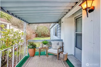 151 Sereno Circle Drive, Bremerton, WA 98312 - Photo 2