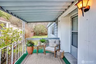 151 Sereno Cir Dr, Bremerton, WA 98312 - Photo 2