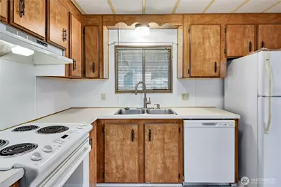 151 Sereno Circle Drive, Bremerton, WA 98312 - Photo 10