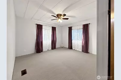 2500 S 370th Street #32, Federal Way, WA 98003 - Photo 16