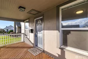 414 Edson St, Lynden, WA 98264 - Photo 4