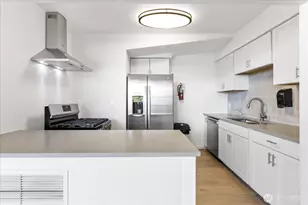 14322 Admirality Way, Lynnwood, WA 98087 - Photo 40