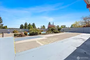 14322 Admirality Way, Lynnwood, WA 98087 - Photo 38