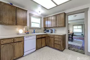 6845 S Clement Ave, Tacoma, WA 98409 - Photo 8