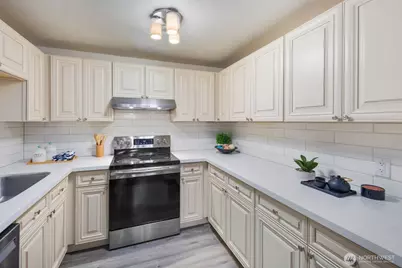 23810 12th Place S #504, Des Moines, WA 98198 - Photo 16