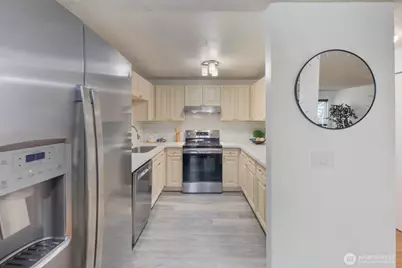 23810 12th Place S #504, Des Moines, WA 98198 - Photo 12