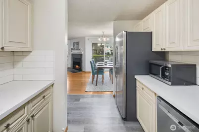 23810 12th Place S #504, Des Moines, WA 98198 - Photo 18