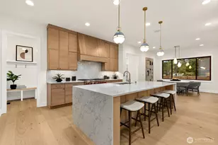 836 130th Ave NE, Bellevue, WA 98005 - Photo 8