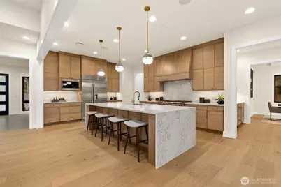 836 130th Avenue NE, Bellevue, WA 98005 - Photo 10