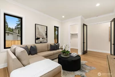 836 130th Avenue NE, Bellevue, WA 98005 - Photo 18