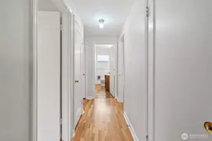 9748 Dayton Ave N, Seattle, WA 98103 - Photo 12