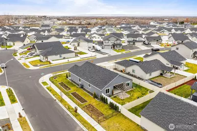 4210 Cove West, Moses Lake, WA 98837 - Photo 2