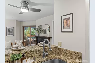 711 E Denny Way #104, Seattle, WA 98122 - Photo 12