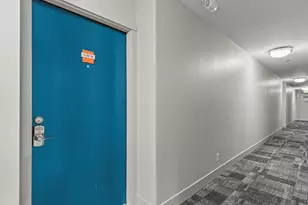 711 E Denny Way, Seattle, WA 98122 - Photo 4