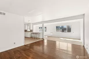 527 E 1st St, Port Angeles, WA 98362 - Photo 2