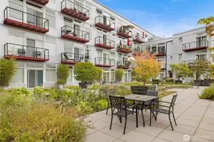 2960 Eastlake Ave E, Seattle, WA 98102 - Photo 22