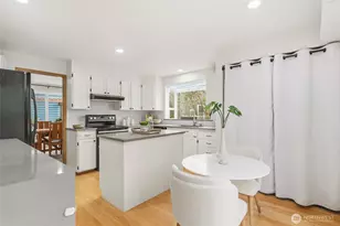 14809 NE 9th Pl, Bellevue, WA 98007 - Photo 14