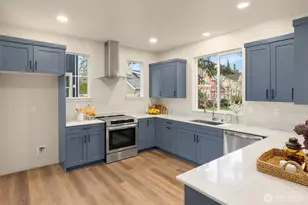 35 Beargrass Ln NE, Poulsbo, WA 98370 - Photo 10