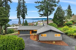 11203 Hallstrom Dr NW, Gig Harbor, WA 98332 - Photo 2