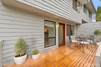 10 143rd Avenue SE #4, Bellevue, WA 98007 - Photo 24