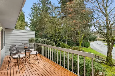 10 143rd Avenue SE #4, Bellevue, WA 98007 - Photo 26