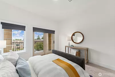 745 Bellevue Avenue E #401, Seattle, WA 98102 - Photo 26