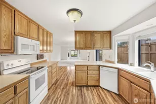 7904 53rd St W, University Place, WA 98467 - Photo 12