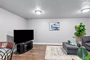 412 E 78th St, Tacoma, WA 98404 - Photo 8