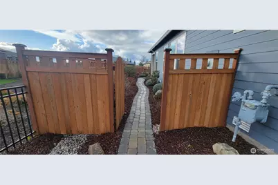 18106 151st Street E, Bonney Lake, WA 98391 - Photo 28