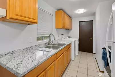 7537 44th Avenue S, Seattle, WA 98118 - Photo 8