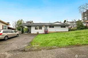 7537 44th Ave S, Seattle, WA 98118 - Photo 2