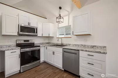 450 16th Avenue, Longview, WA 98632 - Photo 8