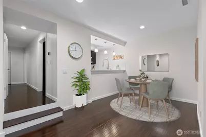 7481 Old Redmond Road #421, Redmond, WA 98052 - Photo 4