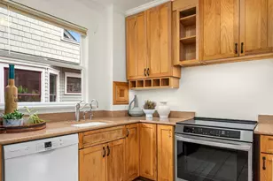 4511 1st Ave NE, Seattle, WA 98105 - Photo 18